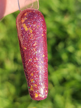 Load image into Gallery viewer, Holo-Queen
